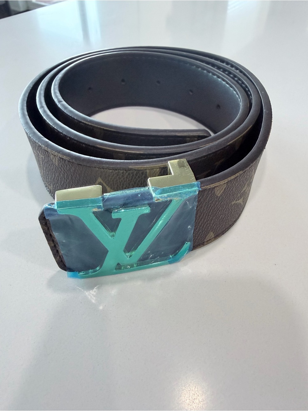Fashion Mem’s Belt with Green Accent Buckle 110/44